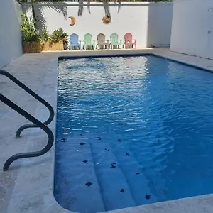  Apartment Sea Breeze Vacation Ll En Mar