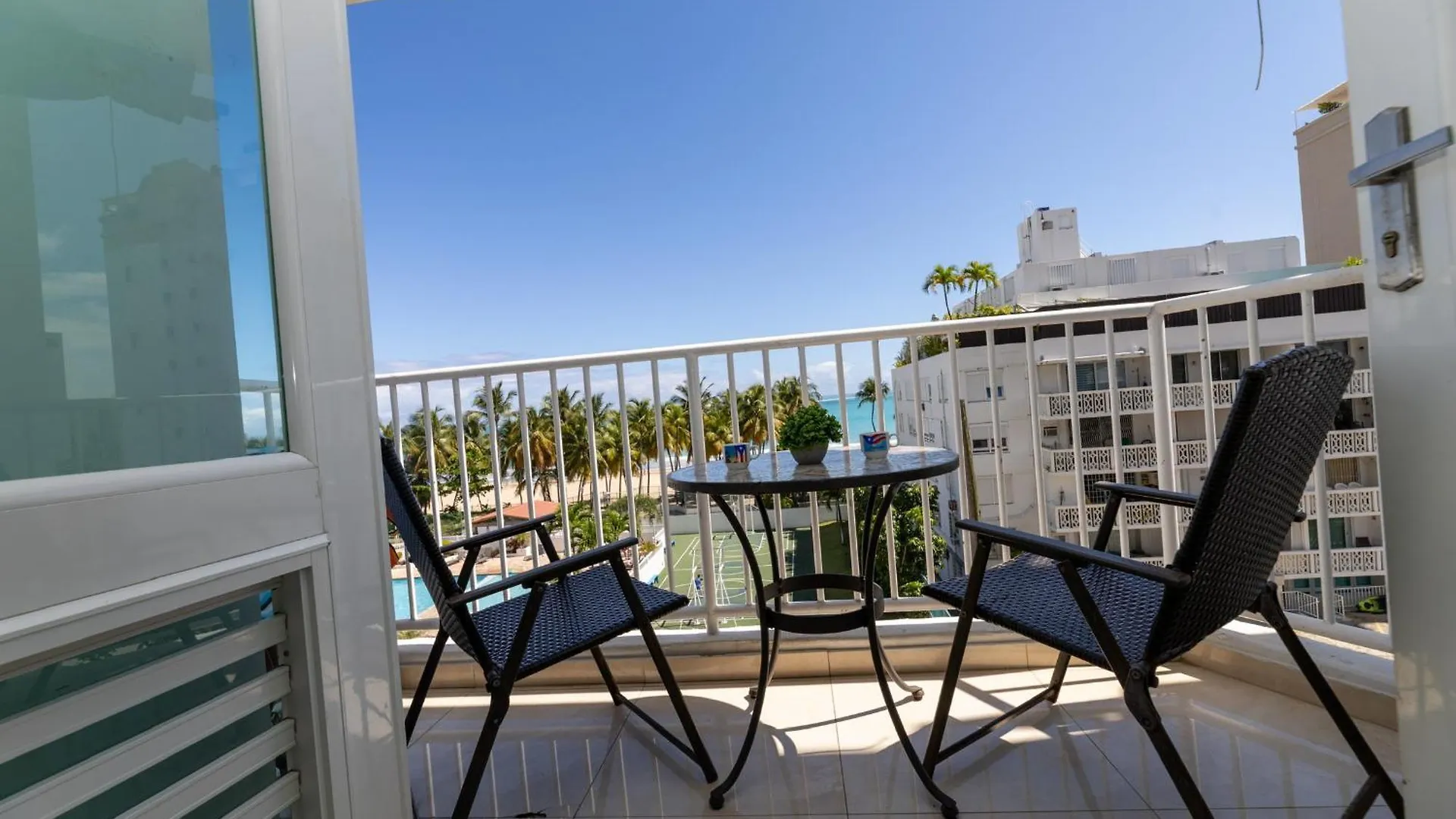 Mi Estadia San Juan Apartment
